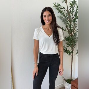 Lulus v neck bodysuit